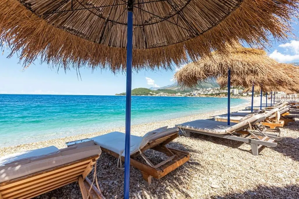 Potam'Sea Bliss 31- Beach Front, Sun Beds & Parking Χειμάρρα